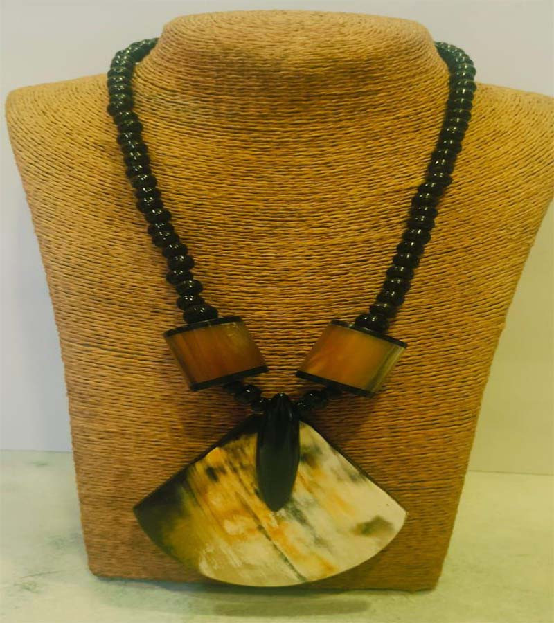 Horn-Camical Beads Necklaces GC-NK-585