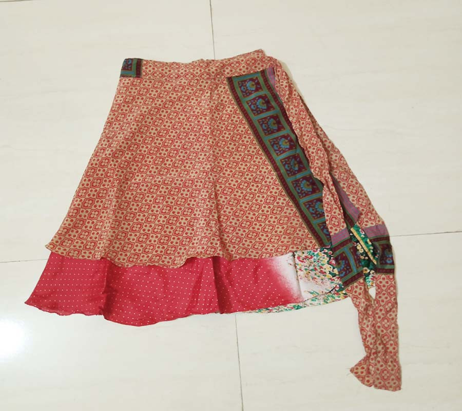 Old Saree Fabric Wrap Skirts Short Size GC-AP-998