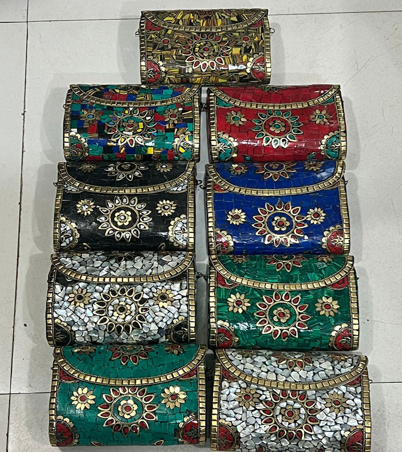 Luxury Quality Mosaic Beads Work Ladies Fashion Metal  Purses GC-BG-850