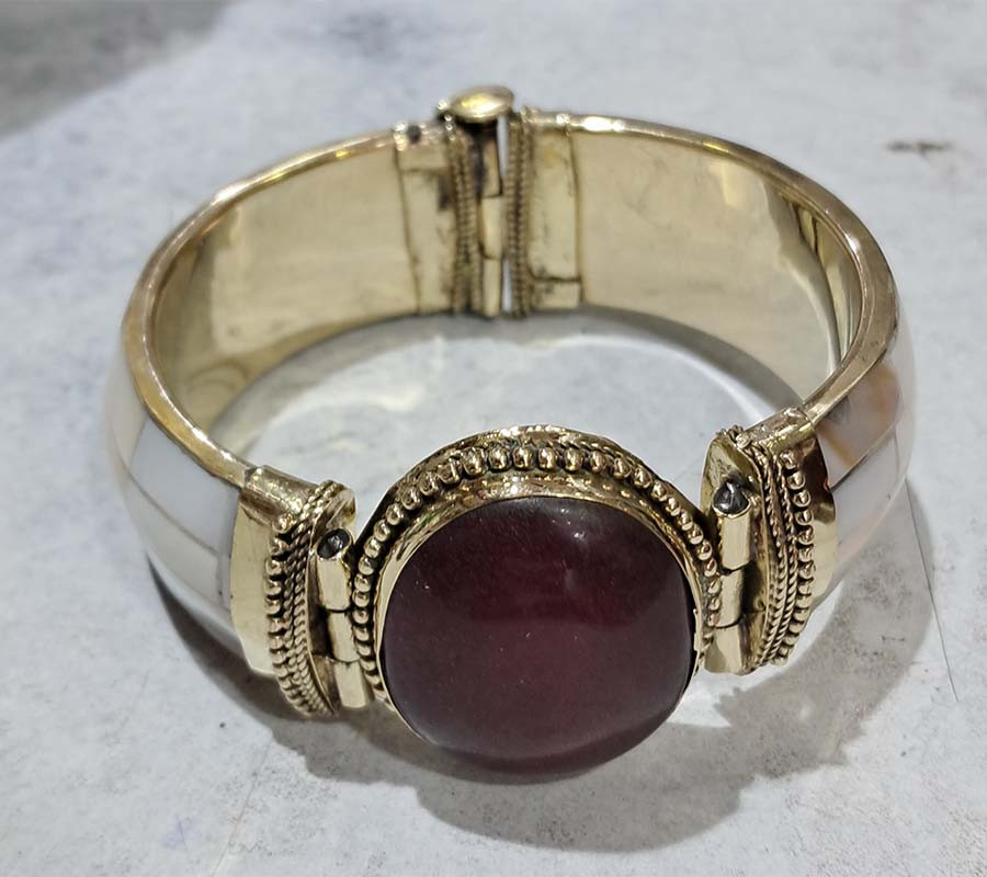 Stone Beads Pendent Bangle GC-BL-411