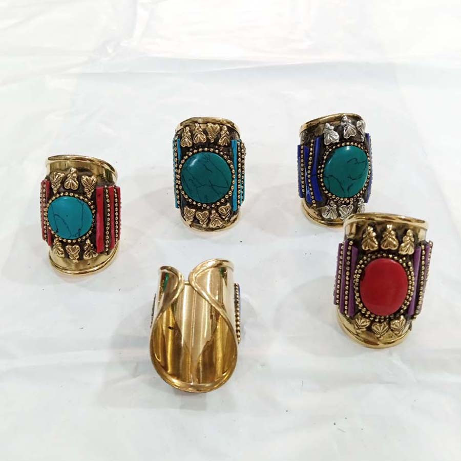 Women Fashion Beaded Brass Rings GC-RG-101