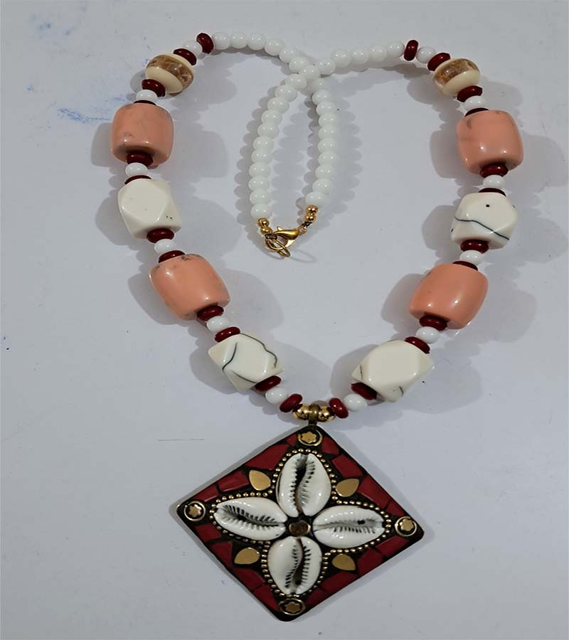 Mosaic Pendent Resin  Beads Necklaces GC-NK-557