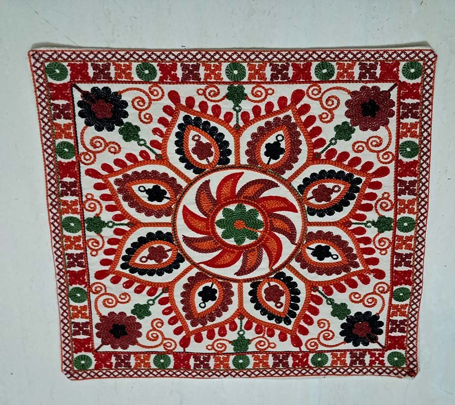 Embroidery Work Cotton Fabric Cushion Cover For Home Décor  GC-CC-127