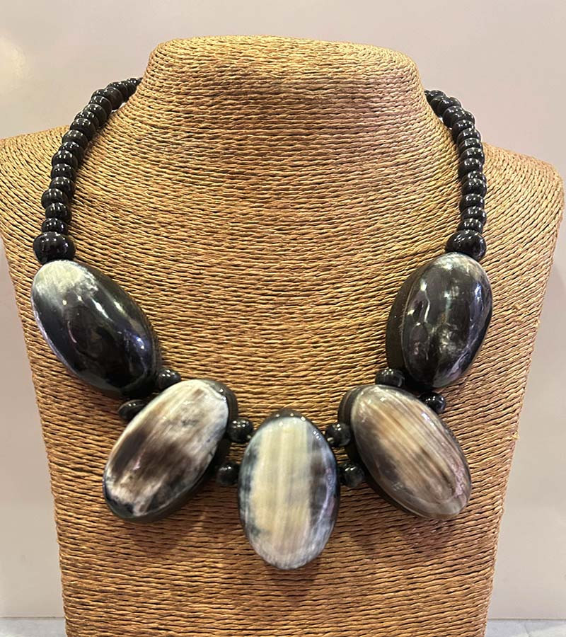 Horn Beads Necklaces GC-NK-577