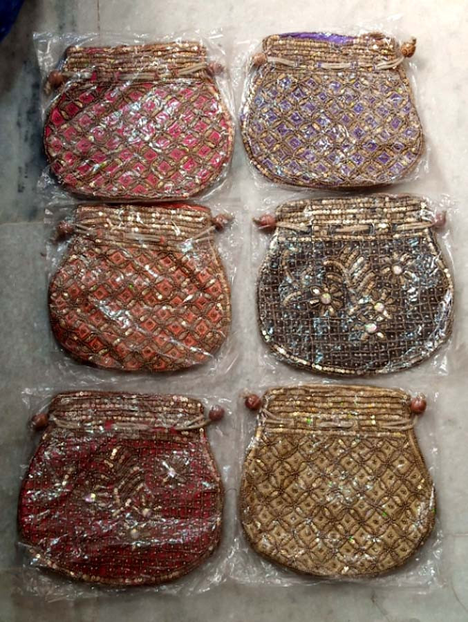 Beaded Hand Work Ladies Fashion Potli Bags GC-BG-161