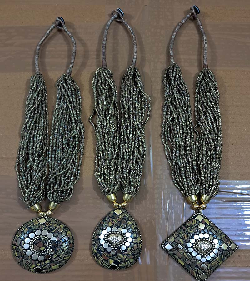 Mosaic Pendent Seed  Beads Necklaces GC-NK-551