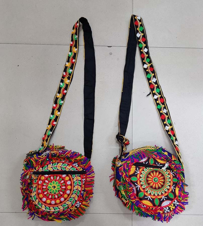 Embroidery Work Boho Fashion Cross-body Bags BG-690