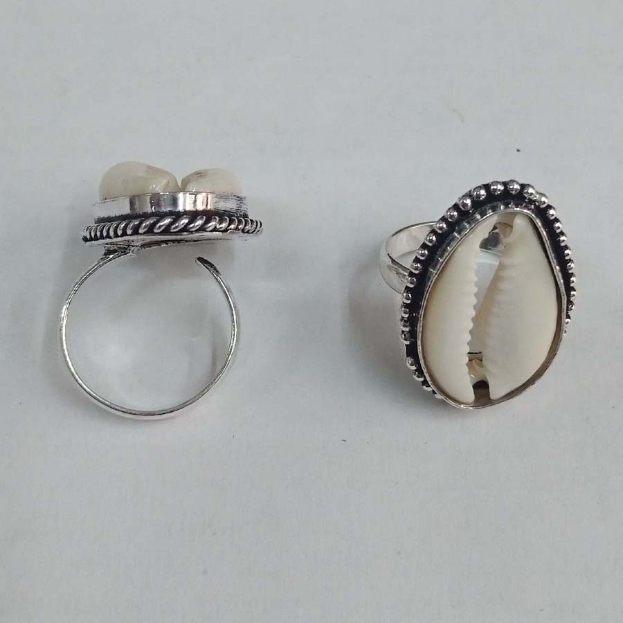 Cowrie rings Beads Metal Alloy Fashion  Rings GC-RG-125